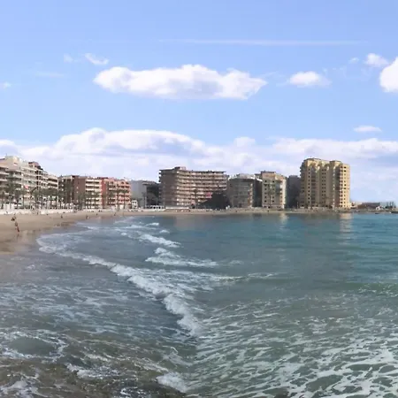 Acogedor A Un Paso De Playas
